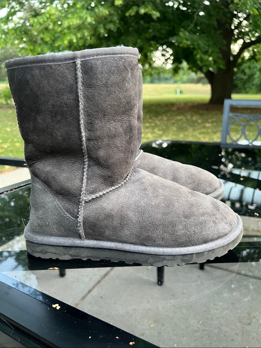 UGG Women’s Classic Short II Boots Grey Size 8